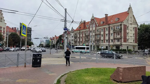 Kaliningrad - Intersection of Leninsky Prospect and Teatralnaya Street